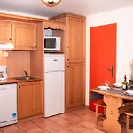 Avec Balcon Et Parking A Pra Loup - Fr-1-504-263
