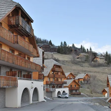 Avec Balcon Et Parking A Pra Loup - Fr-1-504-263 * Uvernet-Fours